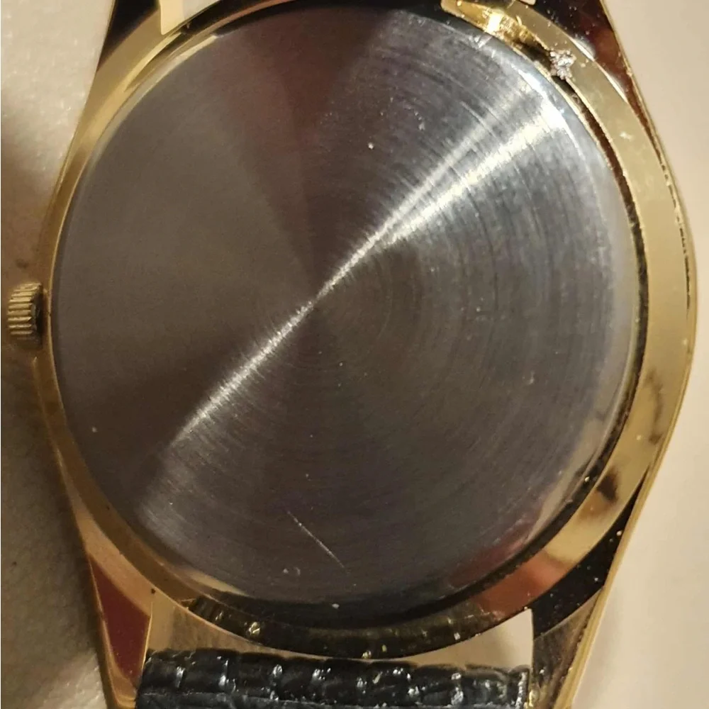 🦋10/$20🦋 Shoals Hospital Goldtone/White Leather Promotional Women's Watch.